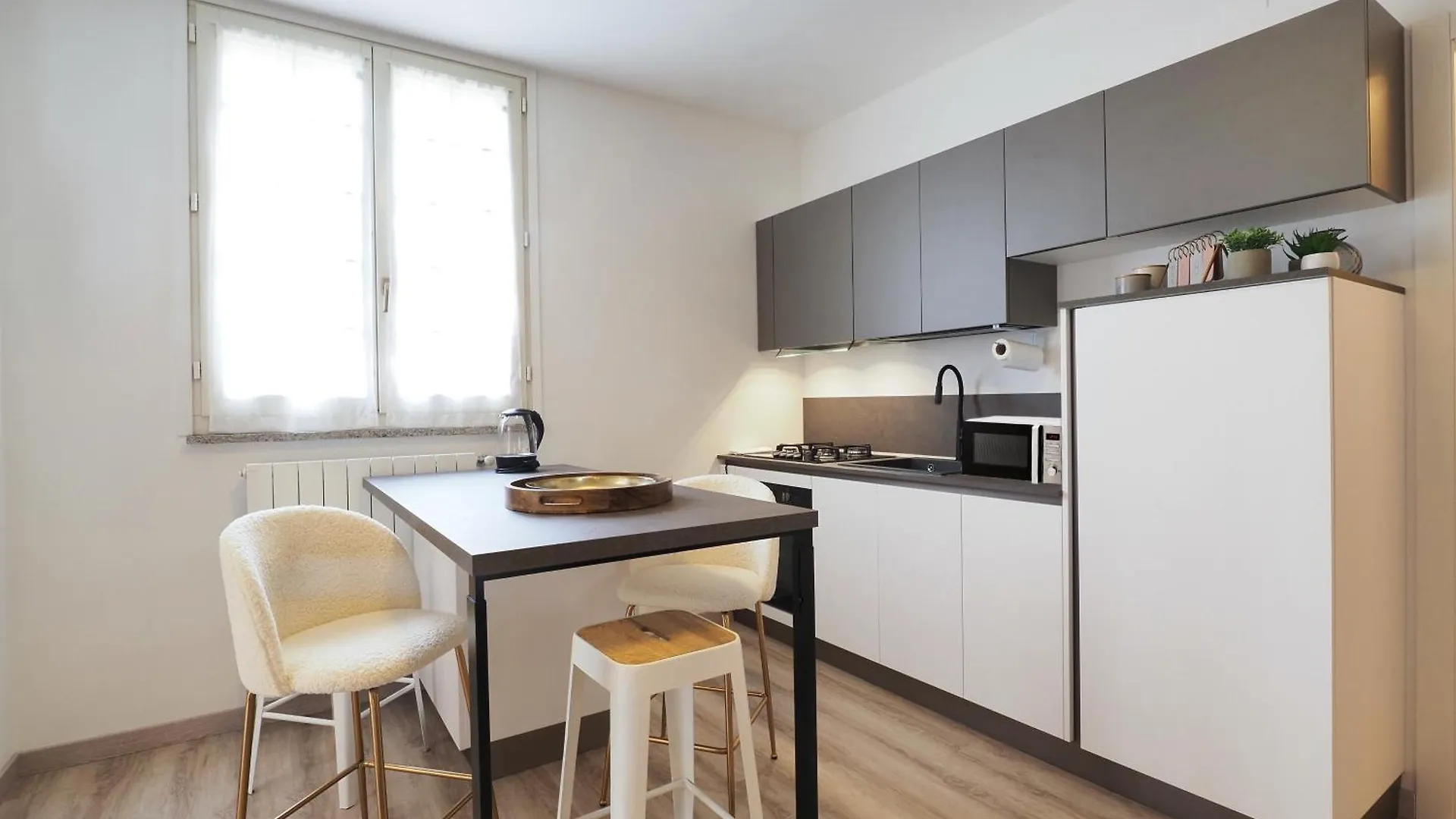Primopiano - Papa Giovanni Assago Apartment